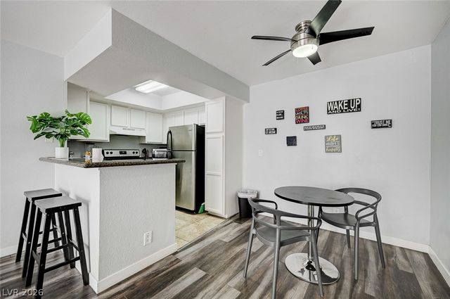 1455 East Katie Avenue D11, Las Vegas, NV 89119