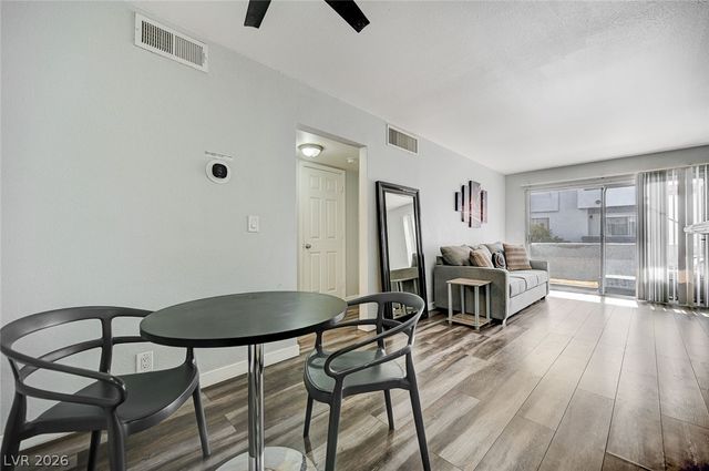 1455 East Katie Avenue D11, Las Vegas, NV 89119