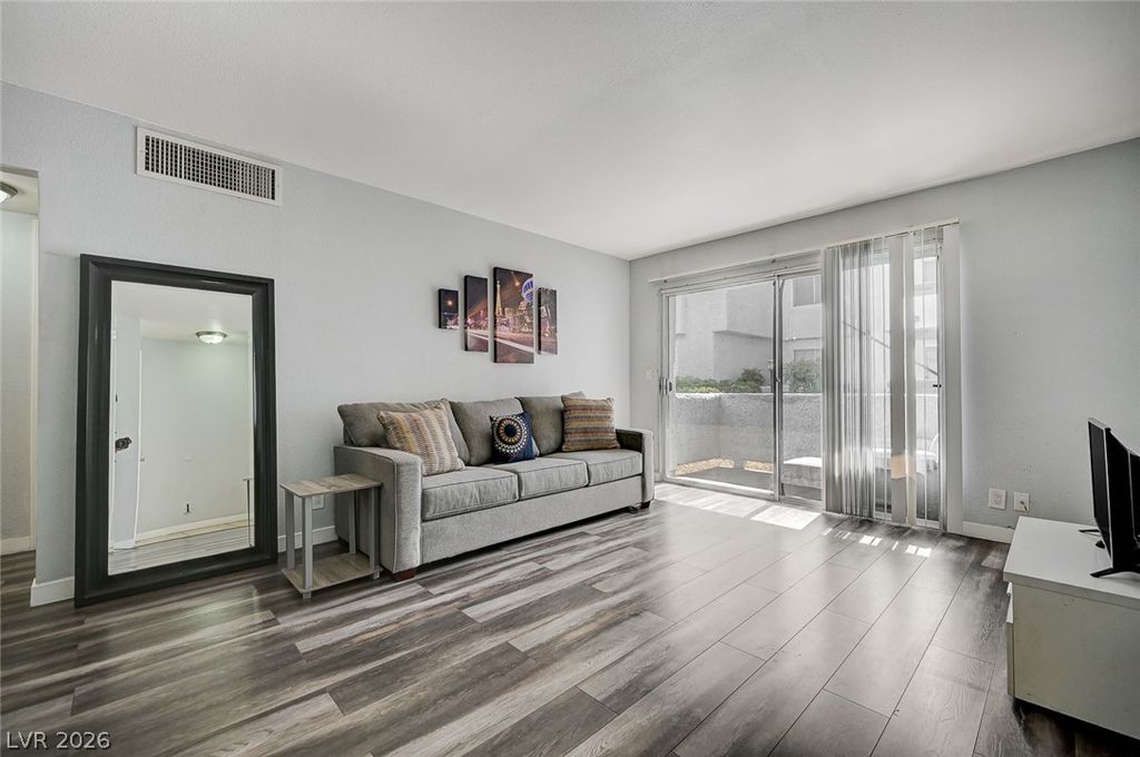 1455 East Katie Avenue D11, Las Vegas, NV 89119 — photo 3