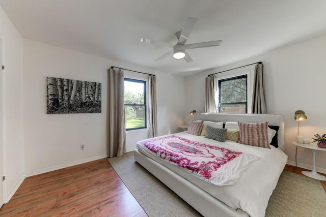 152 Spoke LN, Wimberley, TX 78676