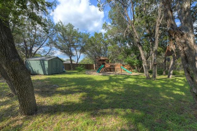 152 Spoke LN, Wimberley, TX 78676