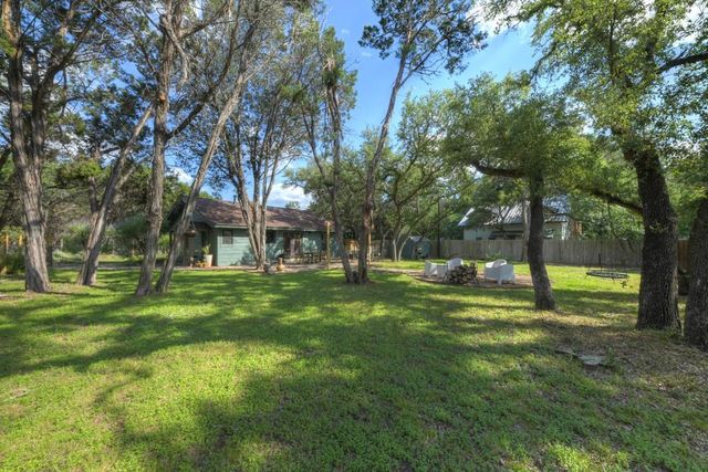 152 Spoke LN, Wimberley, TX 78676