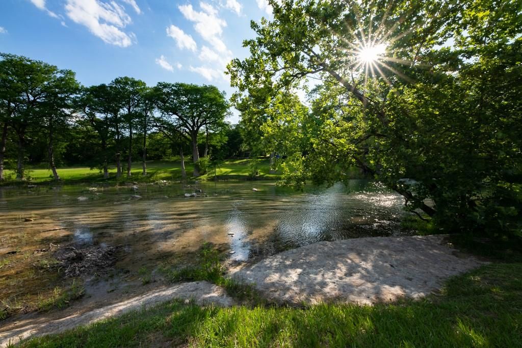 152 Spoke LN, Wimberley, TX 78676