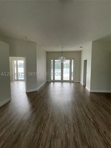 142 Van Gogh Way, Royal Palm Beach, FL 33411