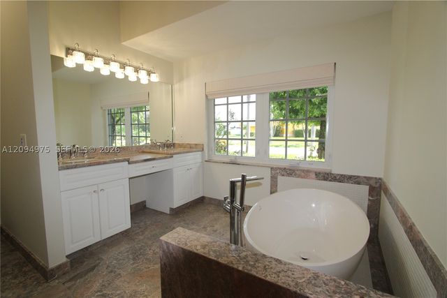 142 Van Gogh Way, Royal Palm Beach, FL 33411