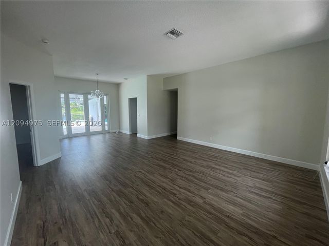 142 Van Gogh Way, Royal Palm Beach, FL 33411