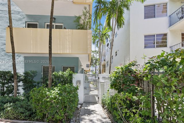 204 Washington Ave 13, Miami Beach, FL 33139