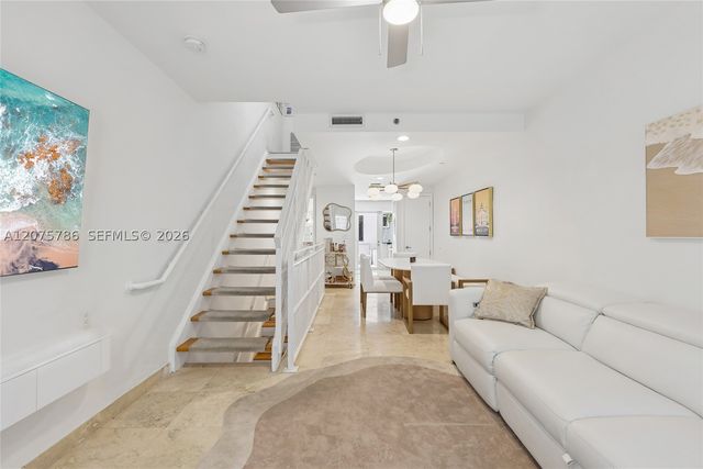 204 Washington Ave 13, Miami Beach, FL 33139