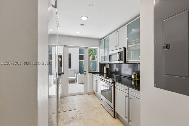 204 Washington Ave 13, Miami Beach, FL 33139