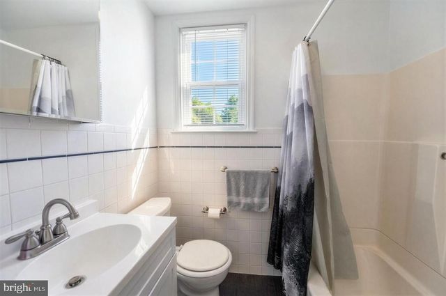 107 VALLEYVIEW RD, Norristown, PA 19401