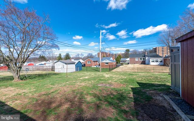 107 VALLEYVIEW RD, Norristown, PA 19401