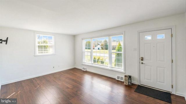 107 VALLEYVIEW RD, Norristown, PA 19401