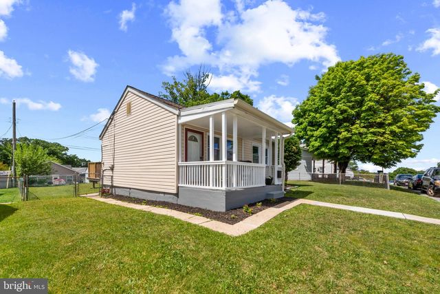 24 YAWMETER DR, Baltimore, MD 21220