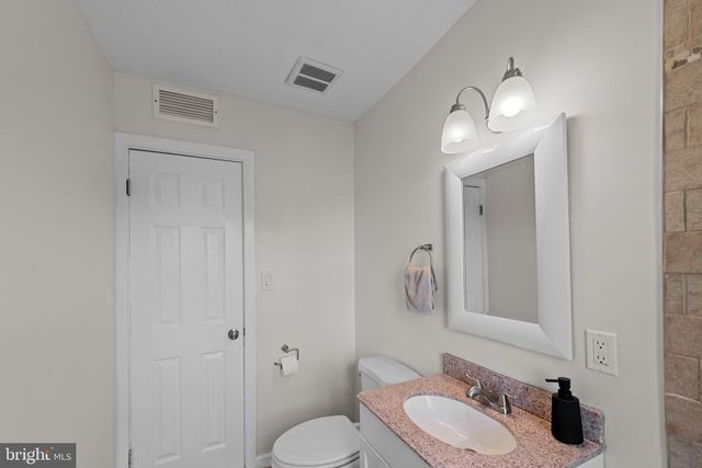 24 YAWMETER DR, Baltimore, MD 21220