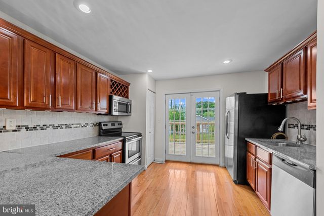 24 YAWMETER DR, Baltimore, MD 21220