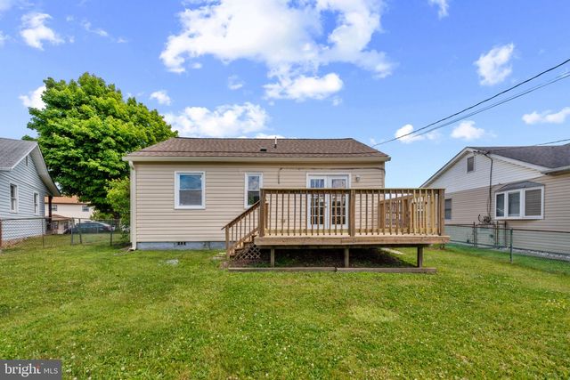 24 YAWMETER DR, Baltimore, MD 21220