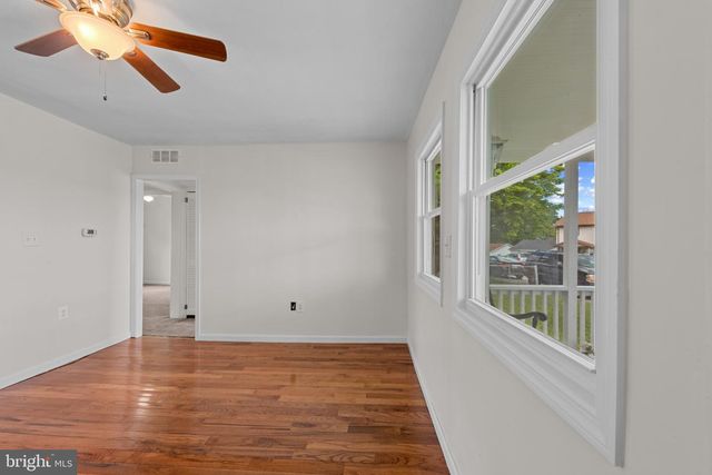 24 YAWMETER DR, Baltimore, MD 21220