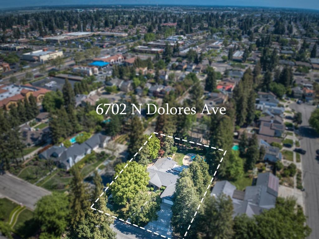 Image 46 of property listing at 6702 N Dolores Avenue, Fresno, CA 93711