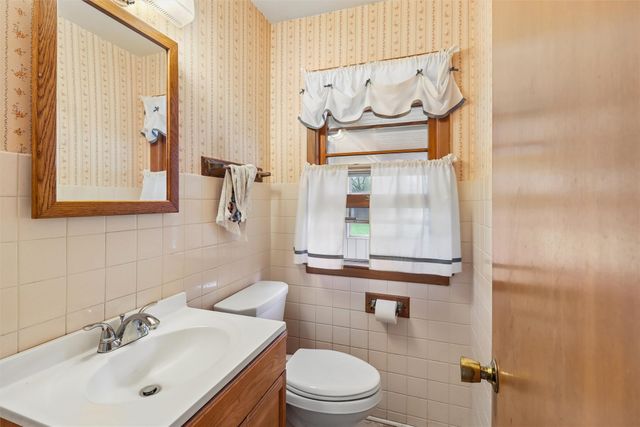 1134 18th Street, West Des Moines, IA 50265