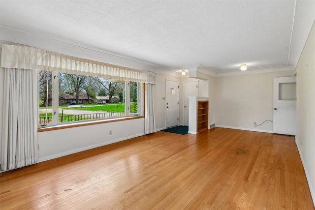 1134 18th Street, West Des Moines, IA 50265