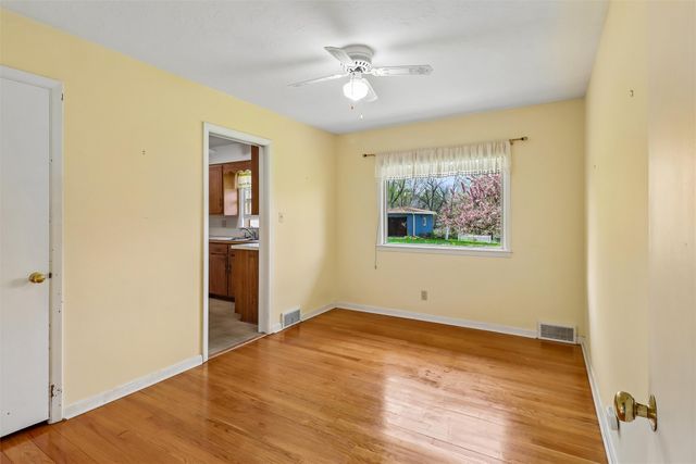 1134 18th Street, West Des Moines, IA 50265