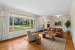 1134 18th Street, West Des Moines, IA 50265