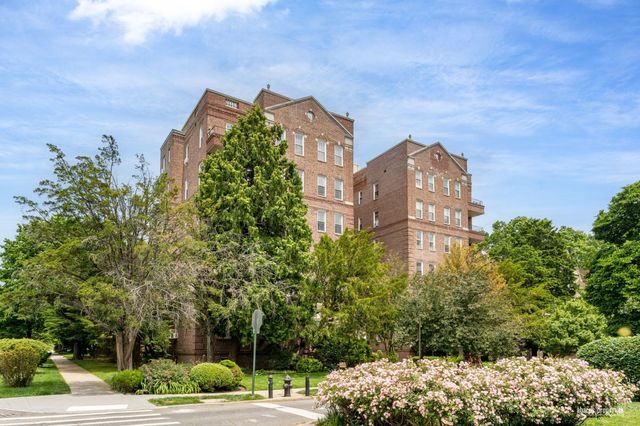 1409 Albemarle Rd Apt 5B, New York City, NY 11226