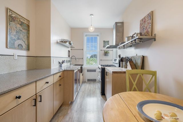 1409 Albemarle Rd Apt 5B, New York City, NY 11226