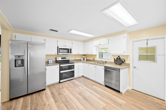 150 AZALEA TRAIL, Leesburg, FL 34748