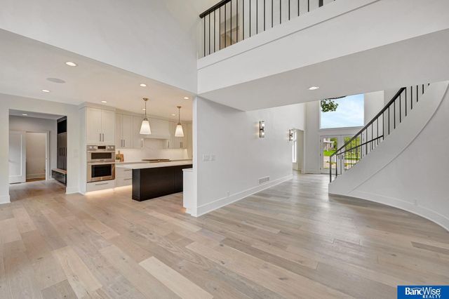 6700 Southfork Circle, Lincoln, NE 68516