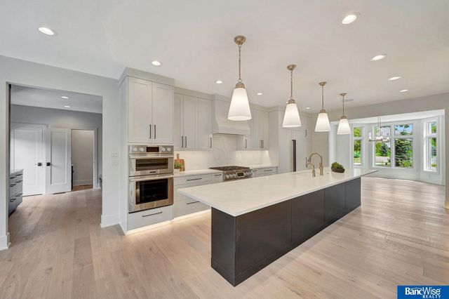 6700 Southfork Circle, Lincoln, NE 68516