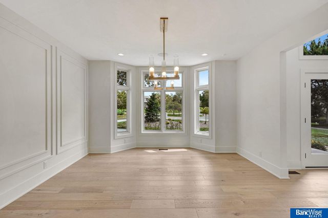 6700 Southfork Circle, Lincoln, NE 68516