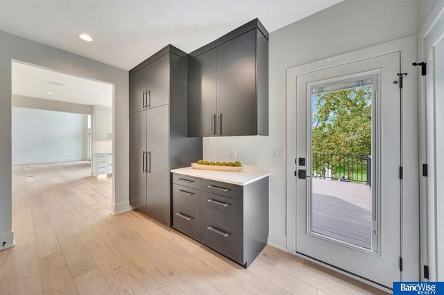 6700 Southfork Circle, Lincoln, NE 68516