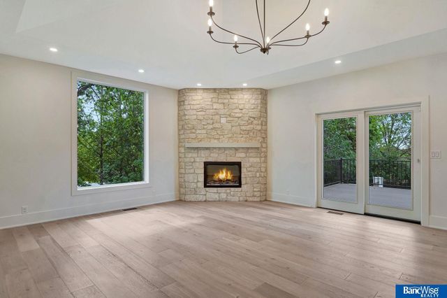 6700 Southfork Circle, Lincoln, NE 68516