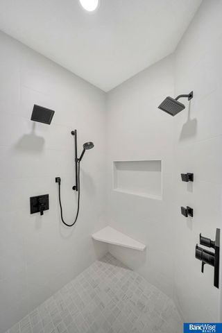 6700 Southfork Circle, Lincoln, NE 68516