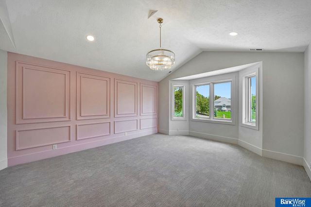 6700 Southfork Circle, Lincoln, NE 68516