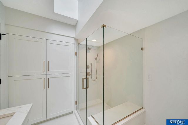 6700 Southfork Circle, Lincoln, NE 68516