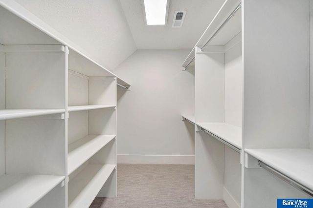 6700 Southfork Circle, Lincoln, NE 68516