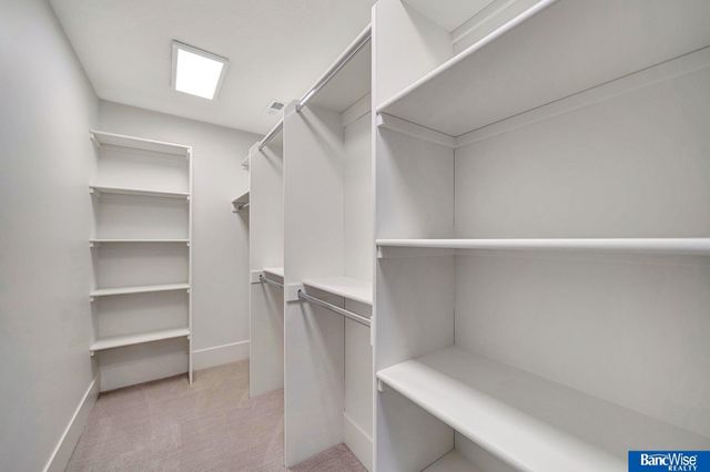 6700 Southfork Circle, Lincoln, NE 68516