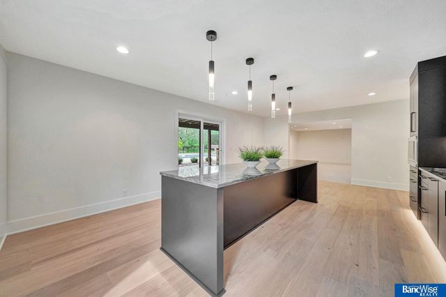 6700 Southfork Circle, Lincoln, NE 68516