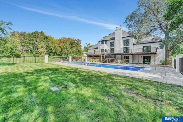 6700 Southfork Circle, Lincoln, NE 68516