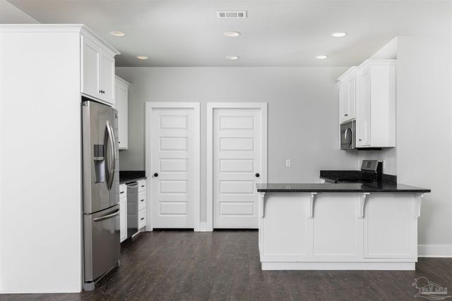 311 N 8th Ave, Pensacola, FL 32501