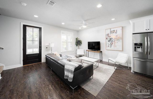 311 N 8th Ave, Pensacola, FL 32501