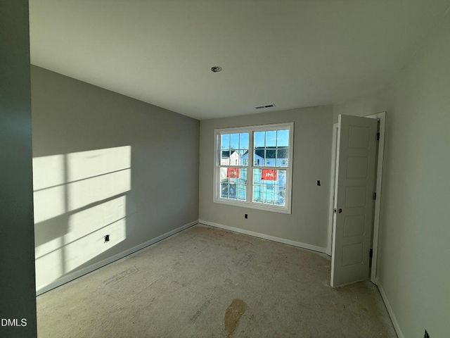 32 W Emily Gardens Drive, Selma, NC 27576