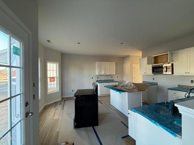 32 W Emily Gardens Drive, Selma, NC 27576