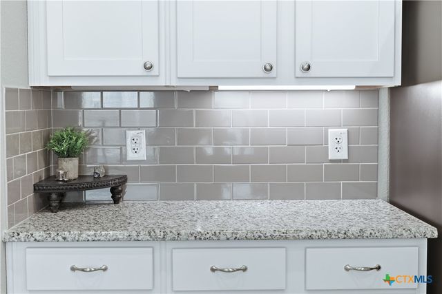 4090 Turning Leaf Drive, Nolanville, TX 76559