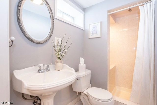 13 Porter Rd, West Orange Twp., NJ 07052