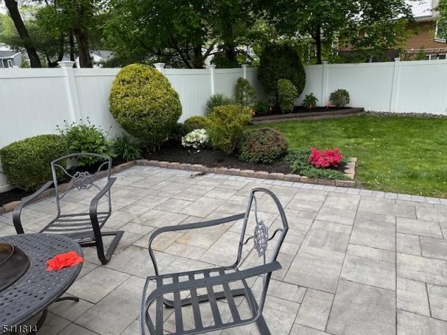 13 Porter Rd, West Orange Twp., NJ 07052