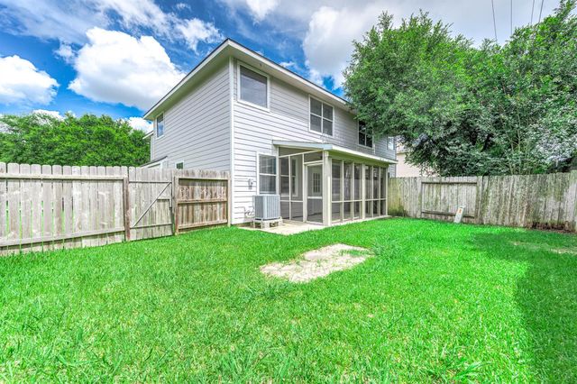 349 Brandy Ridge Lane, League City, TX 77539