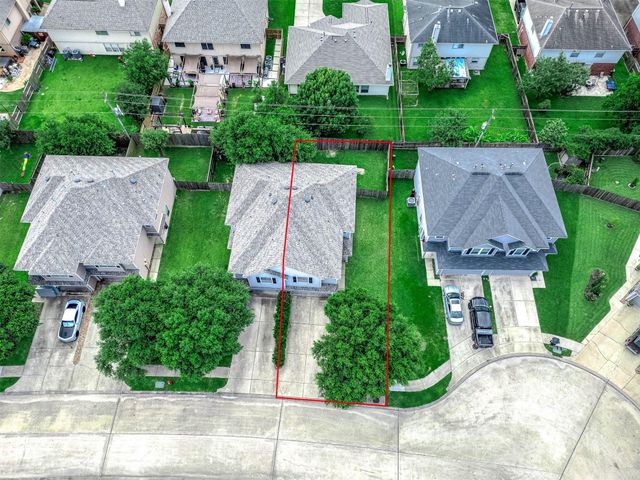 349 Brandy Ridge Lane, League City, TX 77539